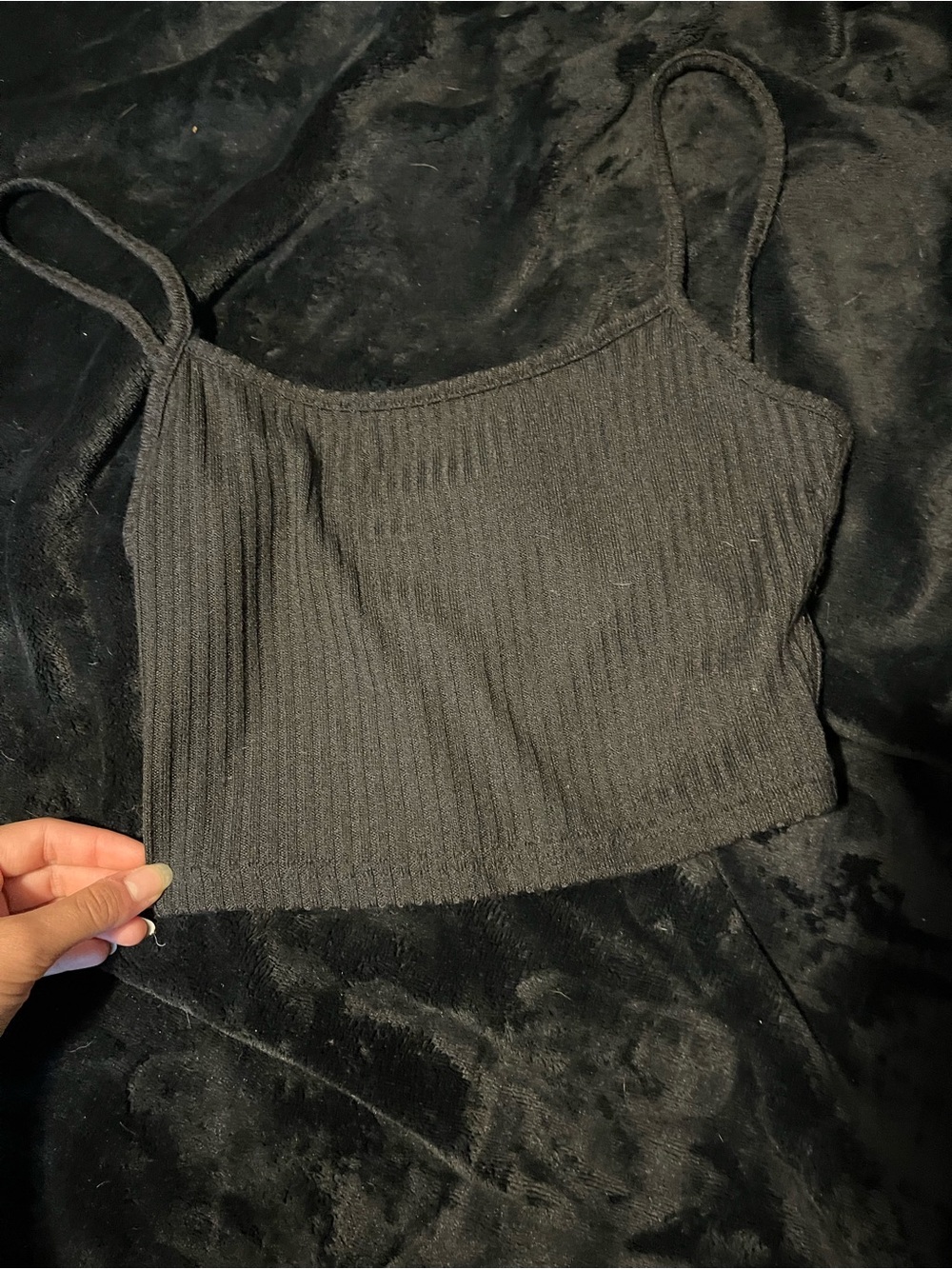 SHEIN Black Ribbed Cropped Camisole